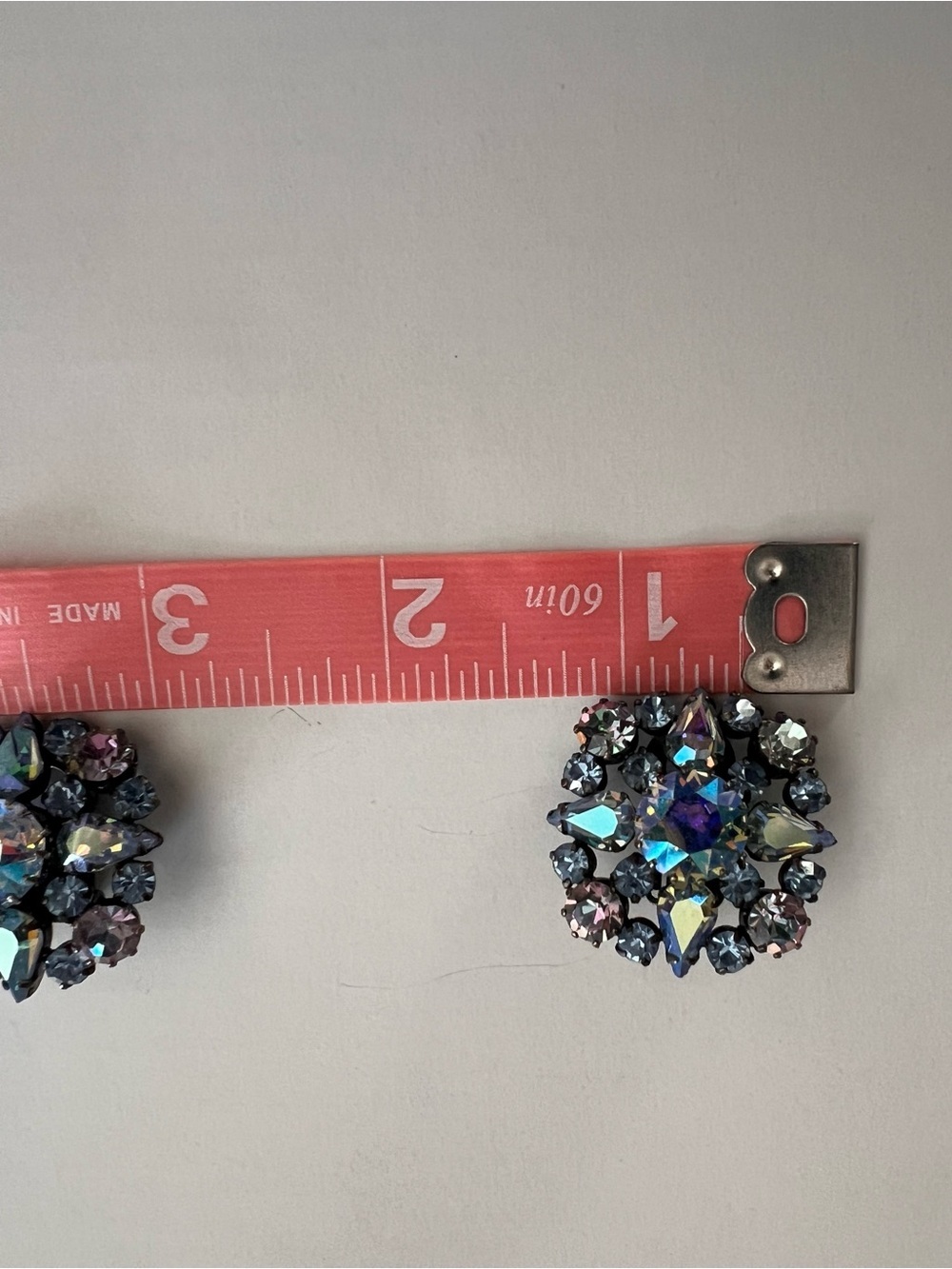 Vintage Made in Austria Aurora Borealis Rhinestone Clip-On Earrings - Picture 5 of 9